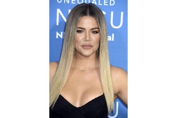 Khloé Kardashian hatte die Empfehlung von Mama Kris erst abgelehnt, überlegte es sich dann aber doch anders und filmte den m...