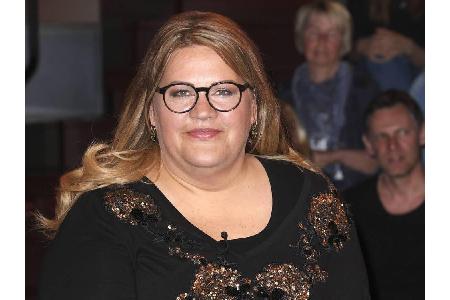 Pinker Trainingsanzug, blonder Lockenkopf und immer derbe Sprüche auf den Lippen: So kannten ihre Fans Cindy aus Marzahn. Do...