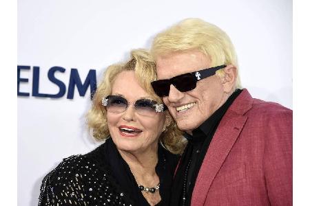 Heino (79) widmete sich 2013 Coverversionen bekannter Rocksongs - und trat damit in schwarzer Leder-Kluft sogar beim Metal-F...