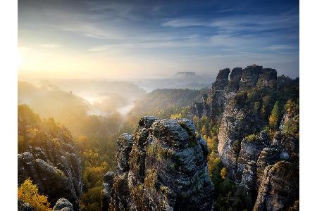 In der Sächsischen Schweiz kommen Romantiker voll und ganz auf ihre Kosten - genauer gesagt bei der berühmten Felsformation ...