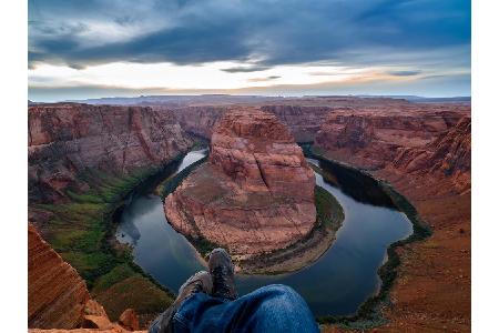 Eine wirklich runde Sache ist der Horseshoe Bend (Pferdehuf). Geschaffen hat diese Felsformation im US-Bundesstaat Arizona d...