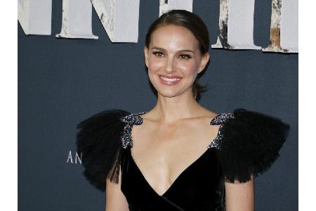 Nur während ihrer Schwangerschaft wendete sich Natalie Portman (37) vom Veganismus ab. In der Zeit habe sie ein starkes Bedü...