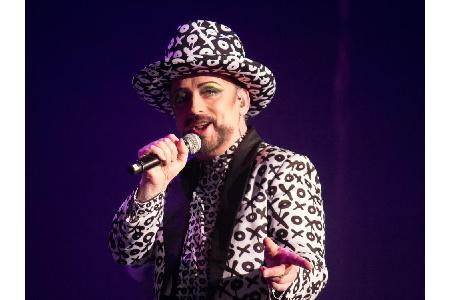 Popstar Boy George (57) lebt seit Jahren vegan und hat dadurch stark abgenommen. Auf seiner Facebook-Seite vertritt er öffen...