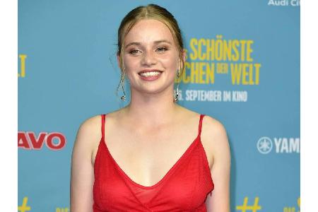 Auch diese gebürtige Schweizerin werden wir sicher noch öfter in der deutschen Kino- und TV-Welt sehen: Luna Wedler (19) spi...