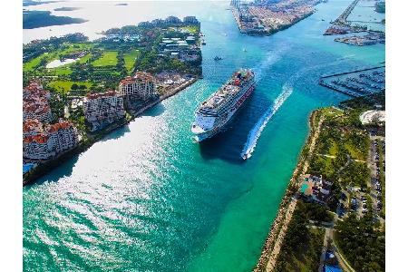 Von Deck aus die Strände von Fort Lauderdale in Florida betrachten? Traumhaft. Dieser Ausblick wird wohl nur noch von der Au...