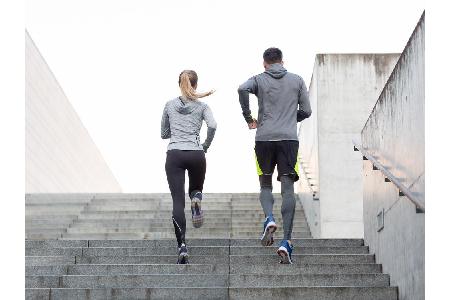 Auch wenn es draußen frisch ist: Bewegung kurbelt nicht nur den Kreislauf an, sondern kann ein Lauf durch die frische Frühli...