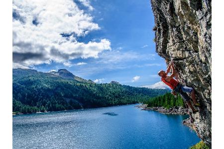 Am Lago di Devero, im italienisch-schweizerischen Grenzgebiet, sind die Routen steil und besonders spektakulär. Wer mutig ge...