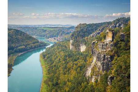 Doch auch in Deutschland genießt ein Klettergebiet einen hervorragenden Ruf: die Sächsische Schweiz. Mehr als 20.000 Kletter...