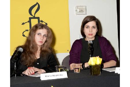 Im Rahmen von Amnesty International, amerikanischen Talkshows und der Berlinale erklärten die Aktivistinnen kritisch, dass s...