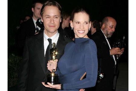 Immerhin zwei Oscars überdauerte die Ehe von Hilary Swank und Chad Lowe. 2005 bekam sie den zweiten Goldjungen für ihre Leis...
