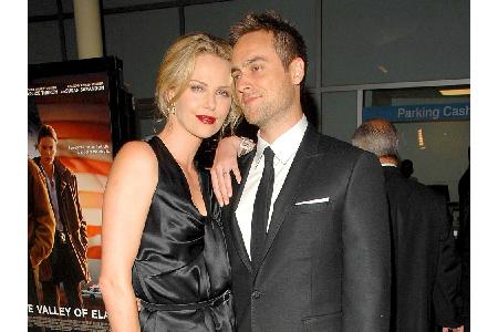 2004 heimste Charlize Theron den Goldjungen für ihre Leistung in 