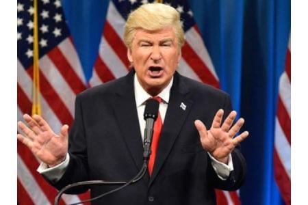 Für seine Paraderolle als US-Präsident Donald Trump steht Alec Baldwin regelmäßig vor der Kamera, um die Zuschauer der US-am...