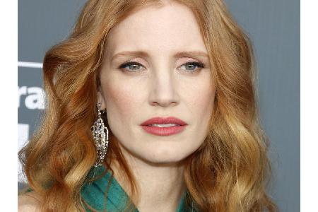 Jessica Chastain (41) wollte ihrer langen Mähne etwas mehr Pep verleihen. Die Schauspielerin entschied sich im Juni dazu, Ha...