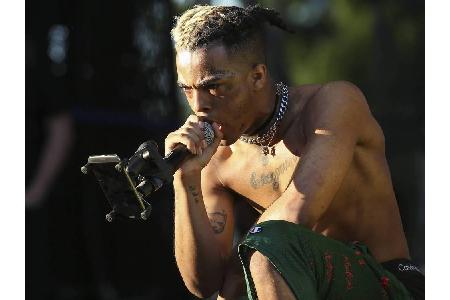 Am 18. Juni wird der US-Rapper XXXTentacion erschossen. Der 20-Jährige war ebenso umstritten wie gefeiert und hinterließ ein...