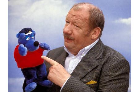 Die Stimme von Käpt'n Blaubär ist für immer verstummt: Der beliebte Schauspieler und Synchronsprecher Wolfgang Völz stirbt i...
