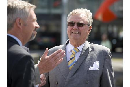 Am 13. Februar trauert ganz Dänemark um Prinz Henrik von Dänemark. Der Ehemann von Königin Margarethe stirbt nach schwerer K...
