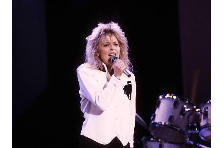 Zu ihrem größten Hit wurde 1988 das Lied 