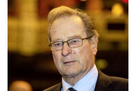 Im Alter von 82 Jahren verstarb der ehemalige Außenminister Klaus Kinkel. Der frühere FDP-Vorsitzende und politische Ziehsoh...