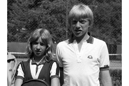 Boris Becker, den anderen deutschen Tennis-Superstar ihrer Generation, kennt Steffi Graf ebenfalls seit ihrer Kindheit (Foto...