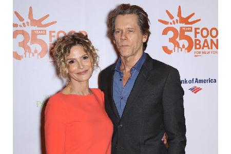 Seit 1988 sind die beiden Stars verheiratet. Ihre beiden Kinder, Travis und Sosie Bacon, sind ebenfalls Schauspieler.