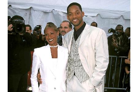 Allen Trennungsgerüchten zum Trotz hält die Ehe von Will Smith und Jada Pinkett schon seit über 20 Jahren. Sie gaben sich 19...