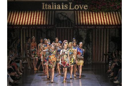In Hessen sind bei den Ladys Dolce & Gabbana sowie Kleider besonders beliebt. Bei den Männern hingegen Gucci und - ungewöhnl...