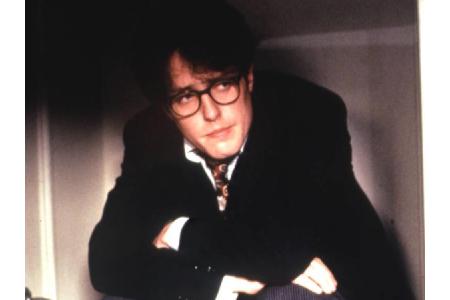 Mit seinem umwerfenden Charme hat sich der einst ewige Junggeselle Charles alias Hugh Grant 1994 weltweit in die Herzen der ...