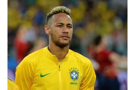 Der brasilianische Fußballspieler Neymar, der seit 2017 bei Paris Saint-Germain unter Vertrag steht, postete bei Instagram e...
