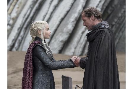 Das Herz von Jorah Mormont (Iain Glen) gehört seit Staffel eins Daenerys Targaryen - auch wenn sie wohl nie mehr als ihren e...
