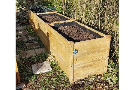 Tipps gegen Schnecken: Hochbeet anlegen