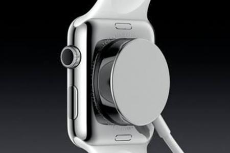 Aufladen des Akkus der Apple Watch