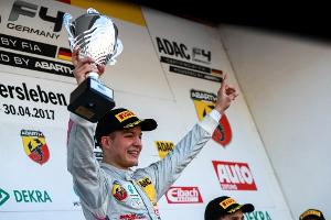 ADAC Formel 4: Bochumer Zendeli gewinnt zum Abschluss in Oschersleben