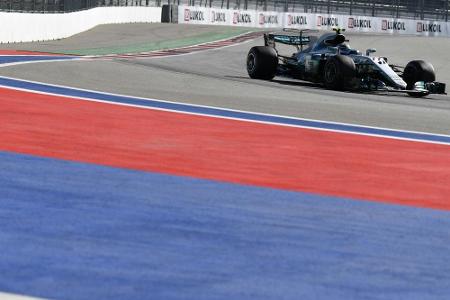 Gleiche Reihenfolge nach dem Reifenwechsel: Bottas vor Vettel Gleiche Reihenfolge nach dem Reifenwechsel: Bottas vor Vettel