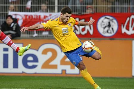 1:0 gegen Dresden: Reichel schießt Braunschweig auf Rang zwei