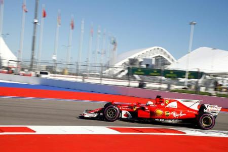 Formel 1: Vettel und Ferrari auch im dritten Training vorn Formel 1: Vettel und Ferrari auch im dritten Training vorn