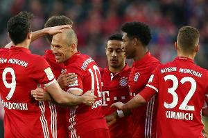 Bundesliga: Bayern zum 27. Mal Meister - Darmstadt vertagt Abstieg erneut