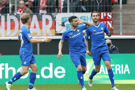 Dritter Sieg in Folge: Darmstadt will noch nicht absteigen Dritter Sieg in Folge: Darmstadt will noch nicht absteigen
