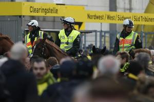 Nach Anschlag in Dortmund: Frankreichs Medien loben spontane Solidarität
