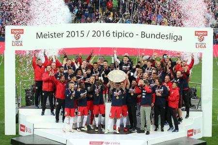 Triple-Double. Zum dritten Mal hintereinander holt Salzburg die Titel in Bundesliga und ÖFB-Cup. Insgesamt ist es der zehnte...