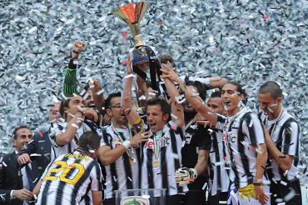 38 Spiele, 23 Siege, 15 Unentschieden: Der italienische Rekordmeister aus Turin ist in der Saison 2011/12 eine Klasse für si...