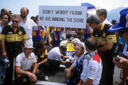 Im März 1986 wird Frank Williams Opfer eines folgenschweren Unfalls. Auf dem Weg zum Flughafen kommt der Teamchef von der St...