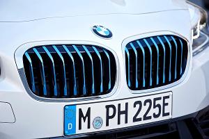 BMW meldet soliden Elektroauto-Absatz
