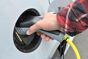 Ende 2018 bereits über 200.000 E-Fahrzeuge?