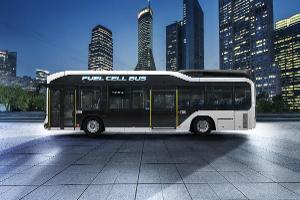 Toyota bringt Brennstoffzellenbus auf die Straße