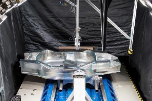 Forschung: Sandwich-Karosserie für E-Autos