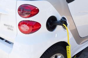 Studie: CO2-Bilanz von E-Autos besser als gedacht
