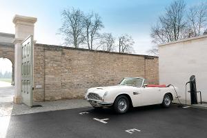 Aston Martin bietet Klassiker-Umrüstung an