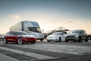 Nach Verlusten: Tesla will massiv Kosten sparen