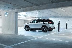 Peugeot präsentiert neuen Plug-in-SUV Peugeot 3008