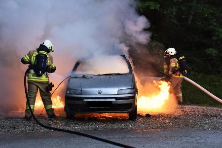 Brandrisiko von E-Autos wie bei Verbrennern